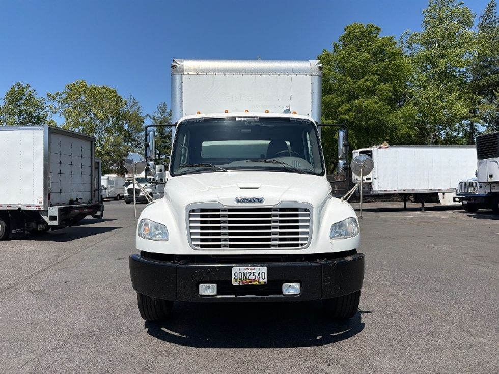 Medium Duty Box Truck-Light and Medium Duty Trucks-Freightliner-2019-M2-Capitol Heights-MD-163,629\n\t\tmiles-$ 48,500 - Image 2