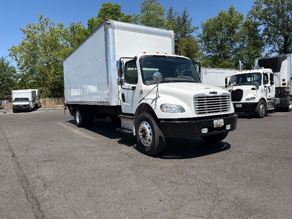 Medium Duty Box Truck-Light and Medium Duty Trucks-Freightliner-2019-M2-Capitol Heights-MD-163,629\n\t\tmiles-$ 48,500 - Image 3