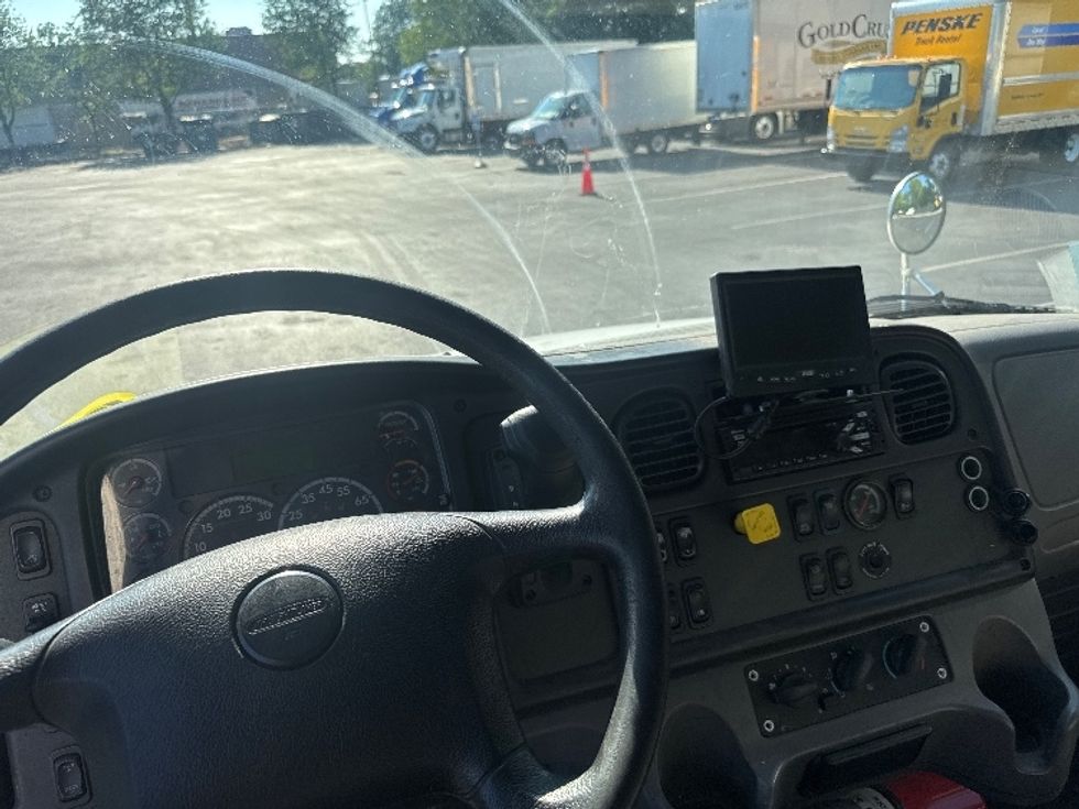 Medium Duty Box Truck-Light and Medium Duty Trucks-Freightliner-2019-M2-Capitol Heights-MD-168,625\n\t\tmiles-$ 49,500 - Image 17