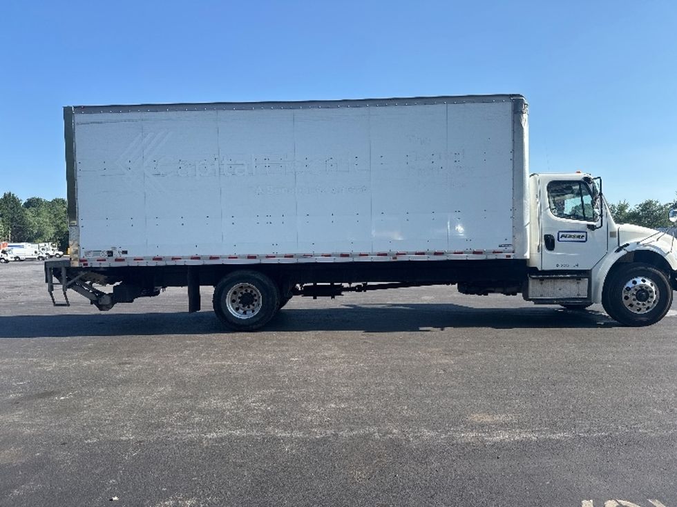 Medium Duty Box Truck-Light and Medium Duty Trucks-Freightliner-2019-M2-Capitol Heights-MD-168,625\n\t\tmiles-$ 49,500 - Image 15