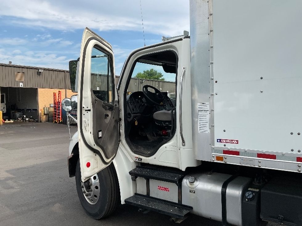 Medium Duty Box Truck-Light and Medium Duty Trucks-Freightliner-2019-M2-Capitol Heights-MD-168,758\n\t\tmiles-$ 47,750 - Image 14