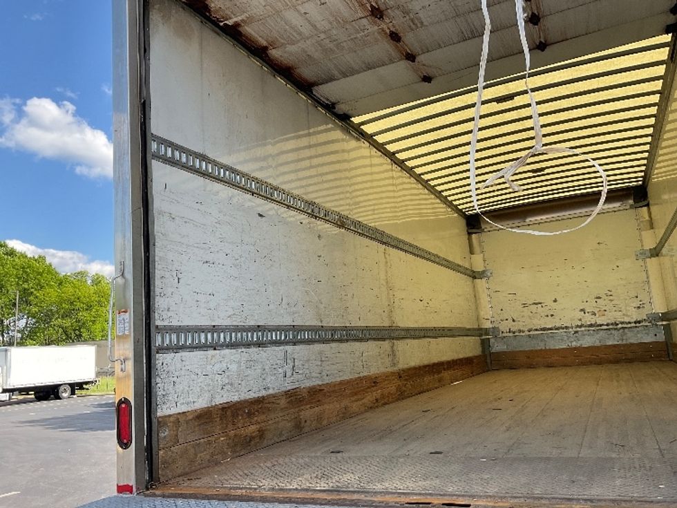 Medium Duty Box Truck-Light and Medium Duty Trucks-Freightliner-2019-M2-Capitol Heights-MD-170,416\n\t\tmiles-$ 50,500 - Image 11