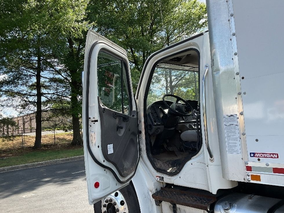 Medium Duty Box Truck-Light and Medium Duty Trucks-Freightliner-2019-M2-Capitol Heights-MD-170,416\n\t\tmiles-$ 50,500 - Image 16