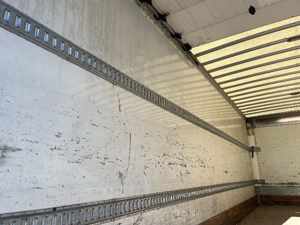 Medium Duty Box Truck-Light and Medium Duty Trucks-Freightliner-2019-M2-Capitol Heights-MD-171,115\n\t\tmiles-$ 51,250 - Image 11