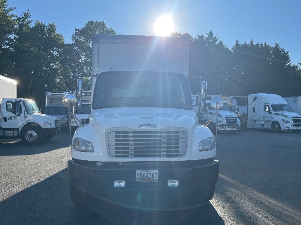 Medium Duty Box Truck-Light and Medium Duty Trucks-Freightliner-2019-M2-Capitol Heights-MD-171,115\n\t\tmiles-$ 51,250 - Image 2