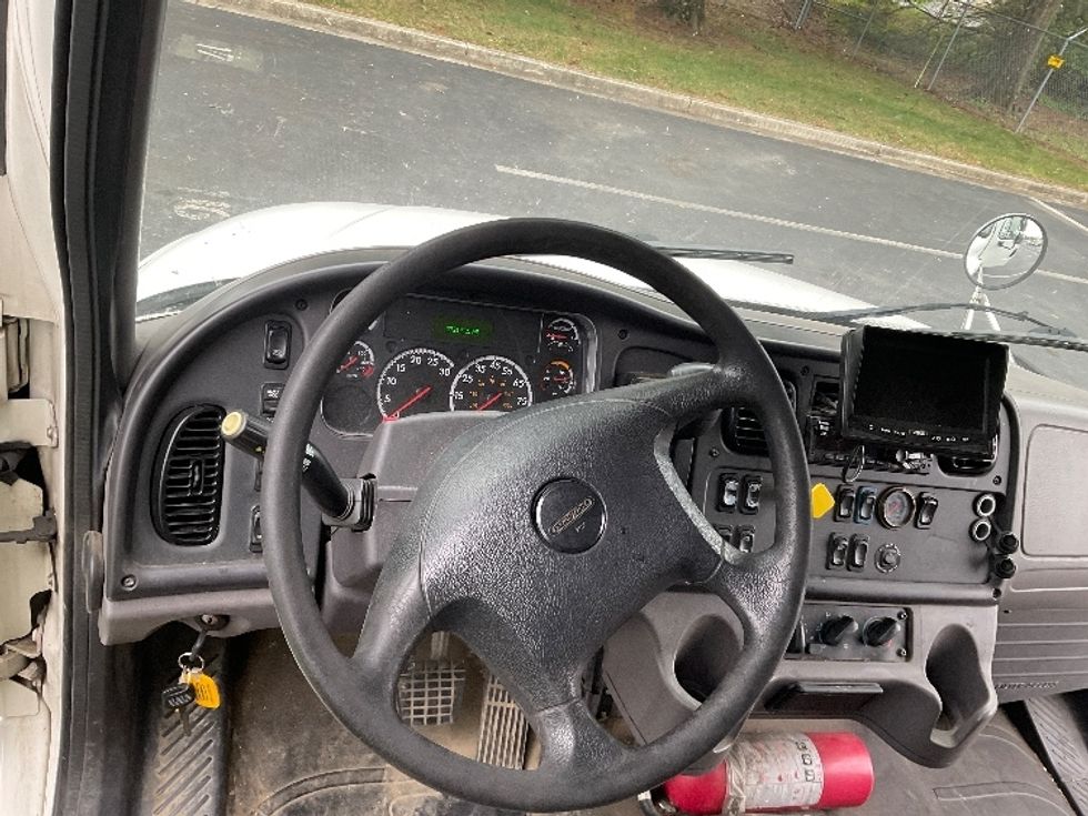 Medium Duty Box Truck-Light and Medium Duty Trucks-Freightliner-2019-M2-Capitol Heights-MD-172,141\n\t\tmiles-$ 50,250 - Image 18