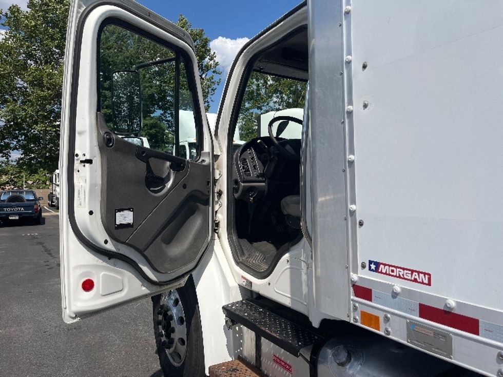 Medium Duty Box Truck-Light and Medium Duty Trucks-Freightliner-2019-M2-Capitol Heights-MD-176,912\n\t\tmiles-$ 50,250 - Image 16