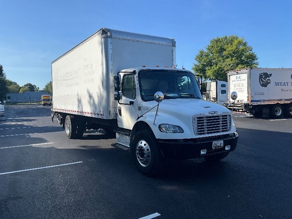 Medium Duty Box Truck-Light and Medium Duty Trucks-Freightliner-2019-M2-Capitol Heights-MD-187,378\n\t\tmiles-$ 51,000 - Image 1