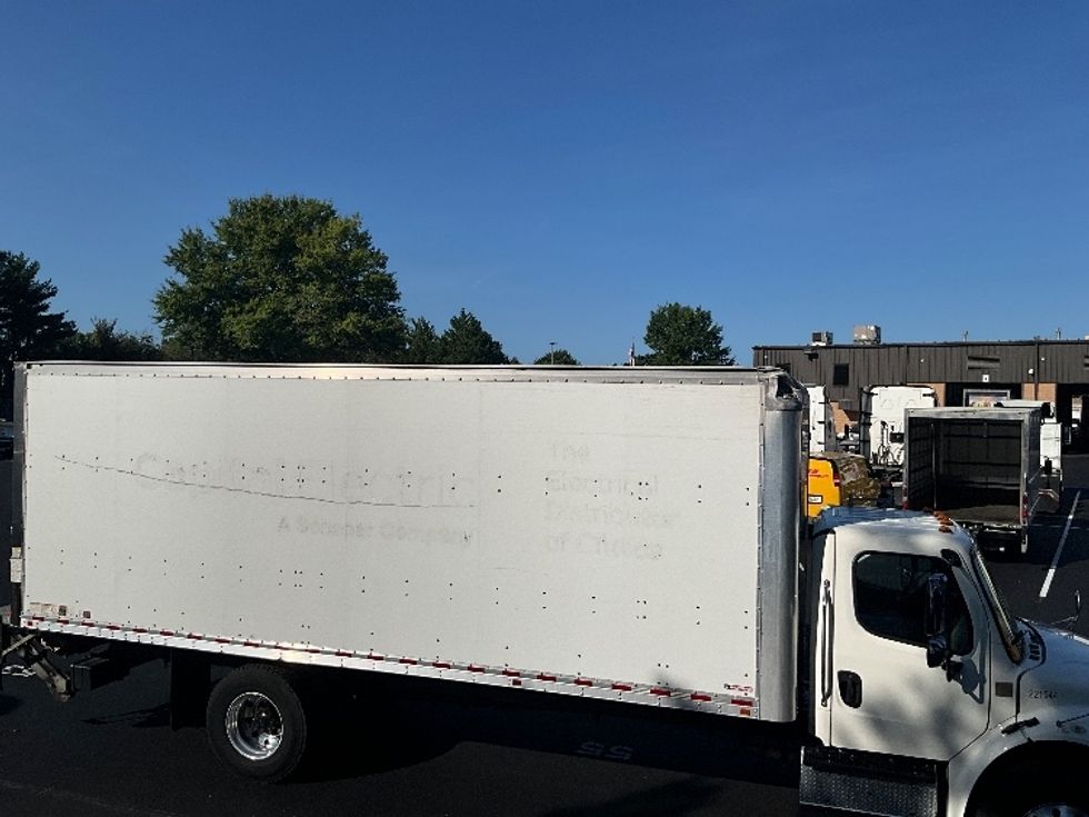 Medium Duty Box Truck-Light and Medium Duty Trucks-Freightliner-2019-M2-Capitol Heights-MD-187,378\n\t\tmiles-$ 51,000 - Image 15