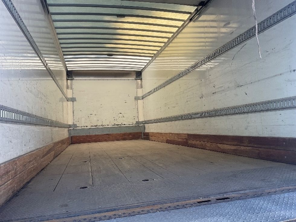 Medium Duty Box Truck-Light and Medium Duty Trucks-Freightliner-2019-M2-Capitol Heights-MD-187,736\n\t\tmiles-$ 45,750 - Image 12