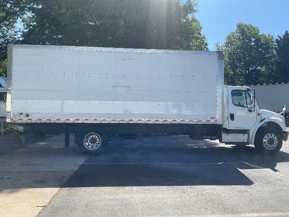 Medium Duty Box Truck-Light and Medium Duty Trucks-Freightliner-2019-M2-Capitol Heights-MD-187,736\n\t\tmiles-$ 45,750 - Image 15
