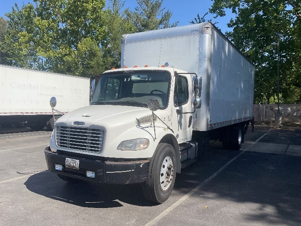Medium Duty Box Truck-Light and Medium Duty Trucks-Freightliner-2019-M2-Capitol Heights-MD-187,736\n\t\tmiles-$ 45,750 - Image 3