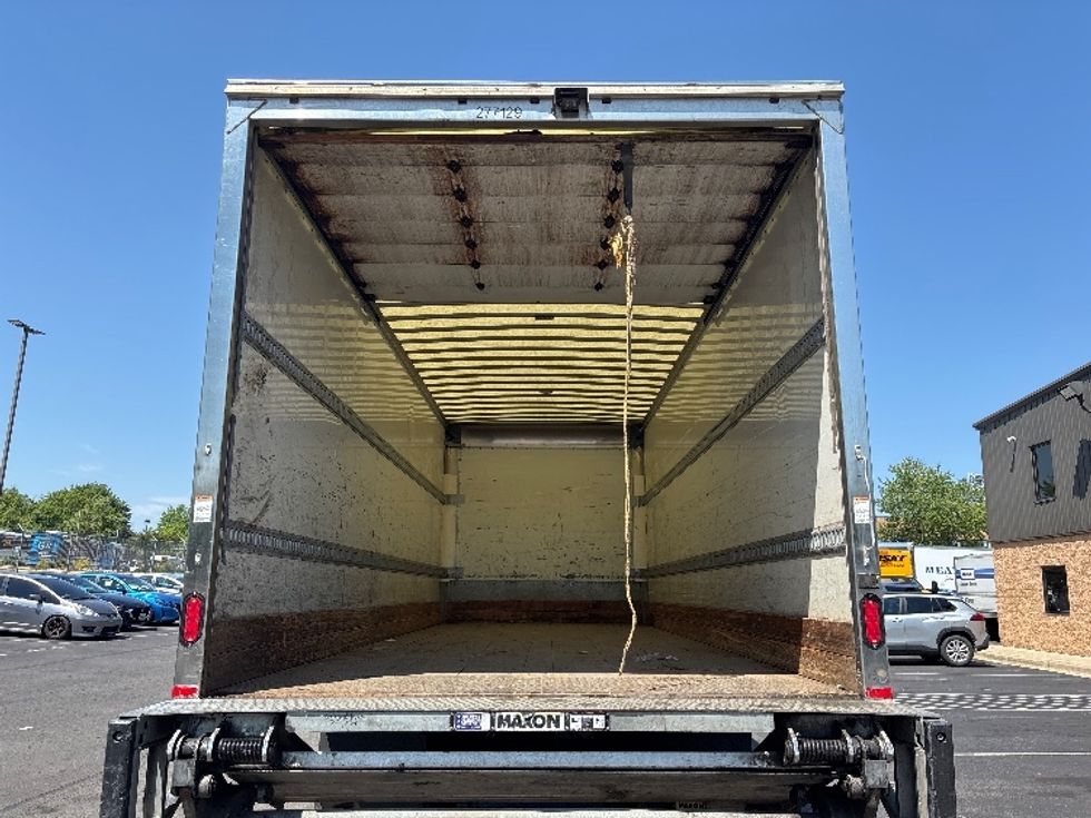Medium Duty Box Truck-Light and Medium Duty Trucks-Freightliner-2019-M2-Capitol Heights-MD-188,691\n\t\tmiles-$ 47,750 - Image 8