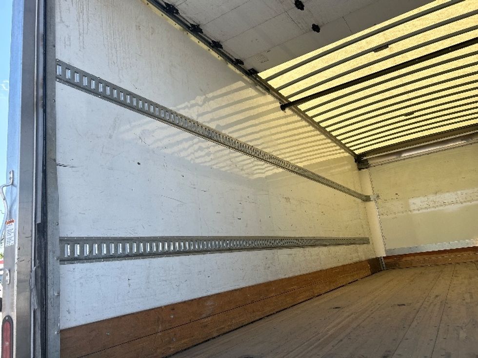 Medium Duty Box Truck-Light and Medium Duty Trucks-Freightliner-2019-M2-Capitol Heights-MD-191,543\n\t\tmiles-$ 44,250 - Image 11