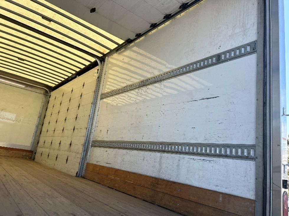 Medium Duty Box Truck-Light and Medium Duty Trucks-Freightliner-2019-M2-Capitol Heights-MD-191,543\n\t\tmiles-$ 44,250 - Image 12