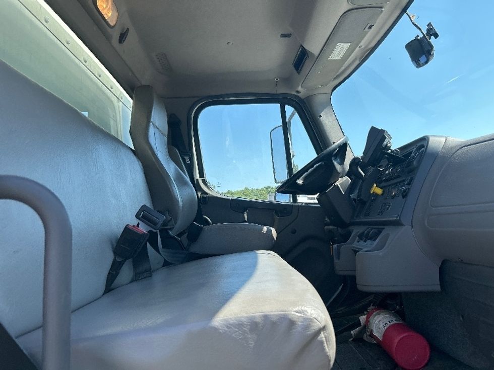 Medium Duty Box Truck-Light and Medium Duty Trucks-Freightliner-2019-M2-Capitol Heights-MD-191,543\n\t\tmiles-$ 44,250 - Image 22