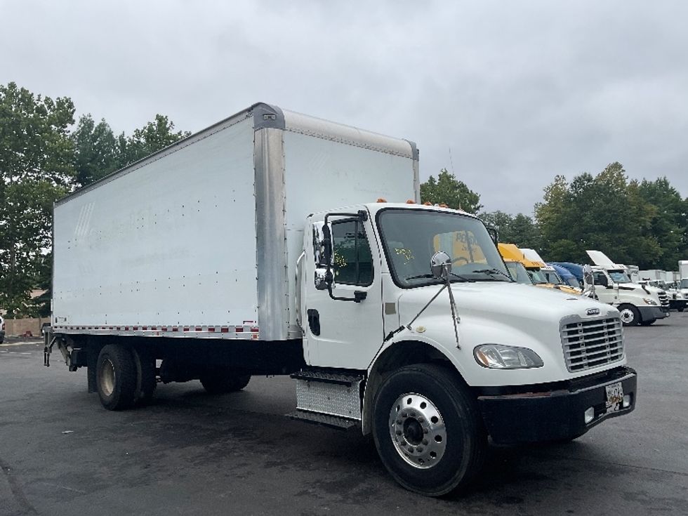 Medium Duty Box Truck-Light and Medium Duty Trucks-Freightliner-2019-M2-Capitol Heights-MD-193,470\n\t\tmiles-$ 47,500 - Image 1
