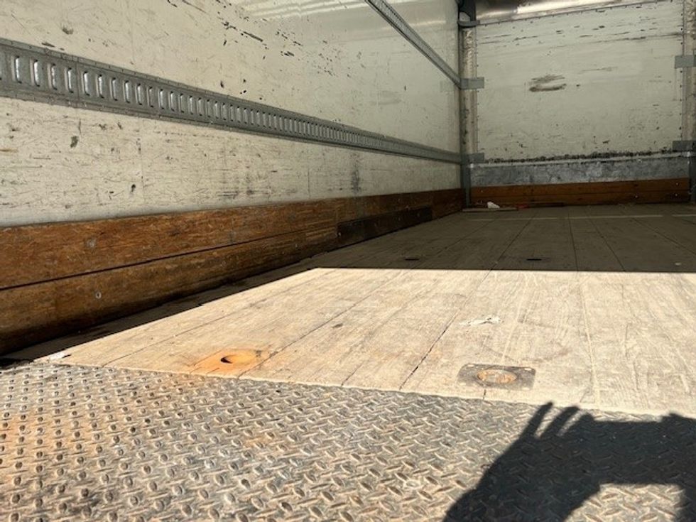 Medium Duty Box Truck-Light and Medium Duty Trucks-Freightliner-2019-M2-Capitol Heights-MD-193,470\n\t\tmiles-$ 47,500 - Image 11