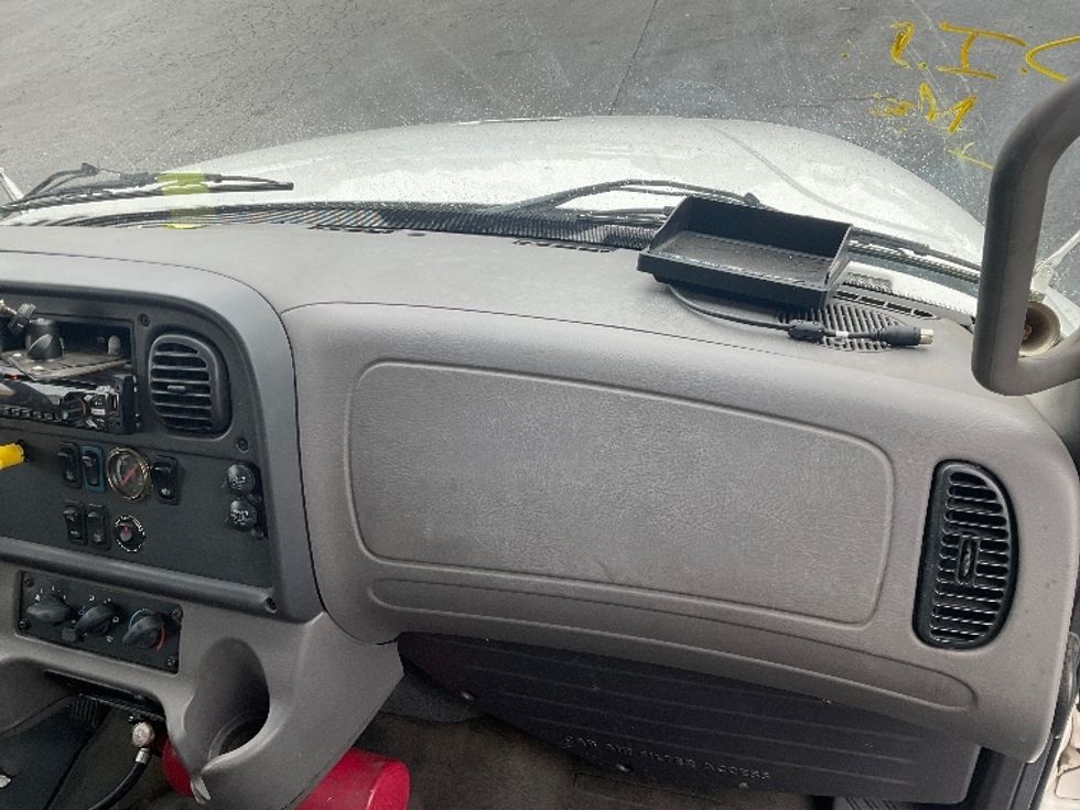 Medium Duty Box Truck-Light and Medium Duty Trucks-Freightliner-2019-M2-Capitol Heights-MD-193,470\n\t\tmiles-$ 47,500 - Image 21