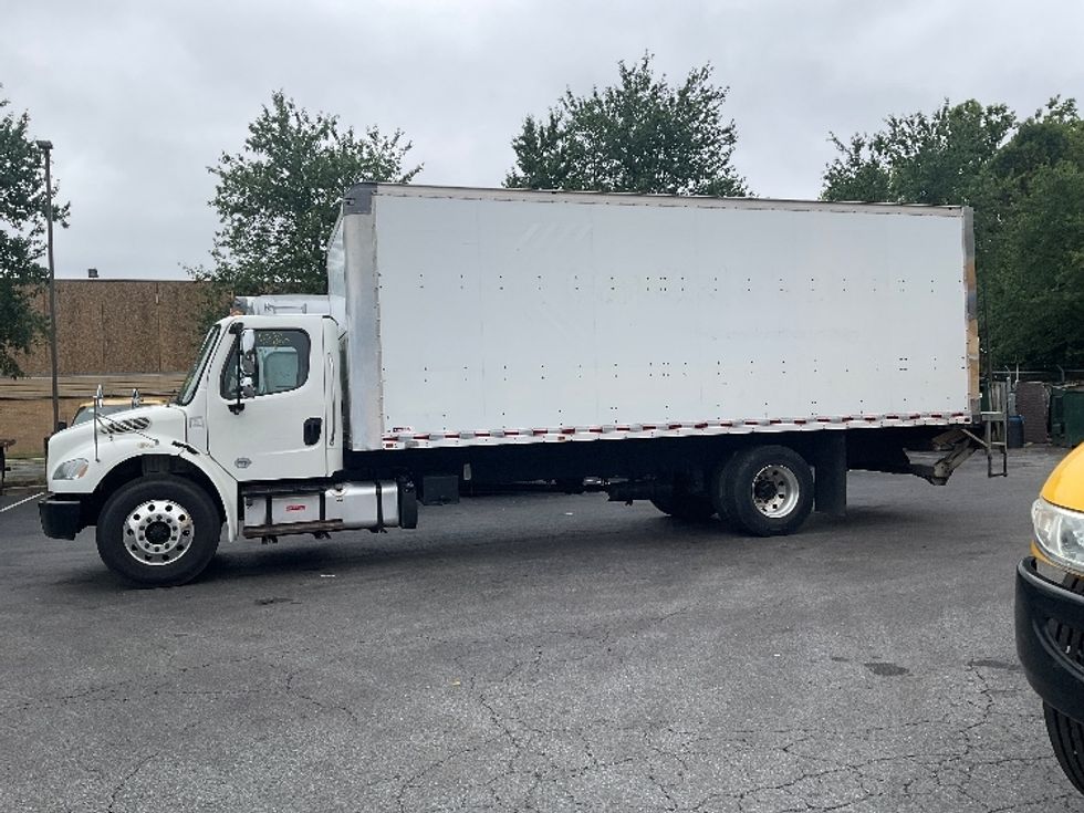 Medium Duty Box Truck-Light and Medium Duty Trucks-Freightliner-2019-M2-Capitol Heights-MD-193,470\n\t\tmiles-$ 47,500 - Image 4