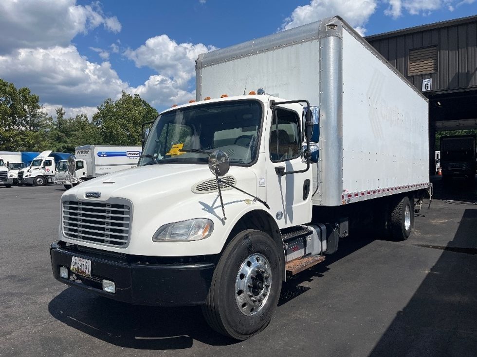 Medium Duty Box Truck-Light and Medium Duty Trucks-Freightliner-2019-M2-Capitol Heights-MD-199,839\n\t\tmiles-$ 46,500 - Image 1