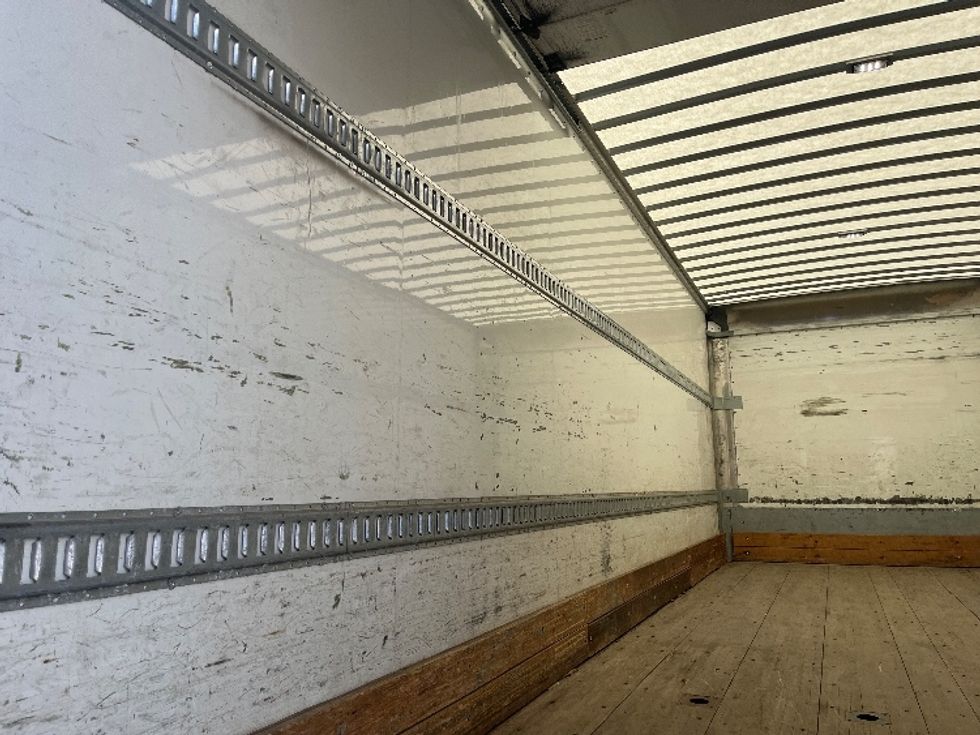 Medium Duty Box Truck-Light and Medium Duty Trucks-Freightliner-2019-M2-Capitol Heights-MD-199,839\n\t\tmiles-$ 46,500 - Image 11