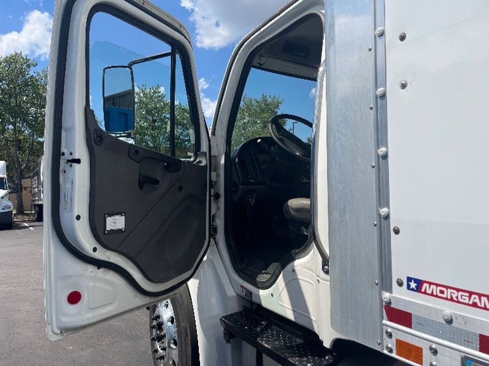 Medium Duty Box Truck-Light and Medium Duty Trucks-Freightliner-2019-M2-Capitol Heights-MD-199,839\n\t\tmiles-$ 46,500 - Image 16
