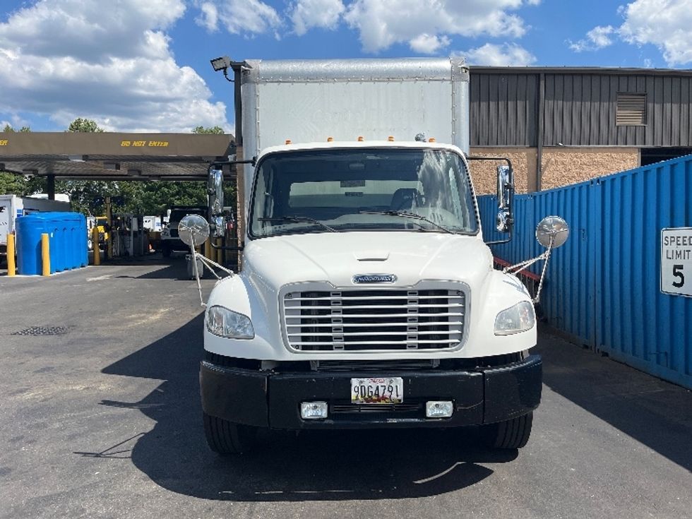 Medium Duty Box Truck-Light and Medium Duty Trucks-Freightliner-2019-M2-Capitol Heights-MD-199,839\n\t\tmiles-$ 46,500 - Image 2