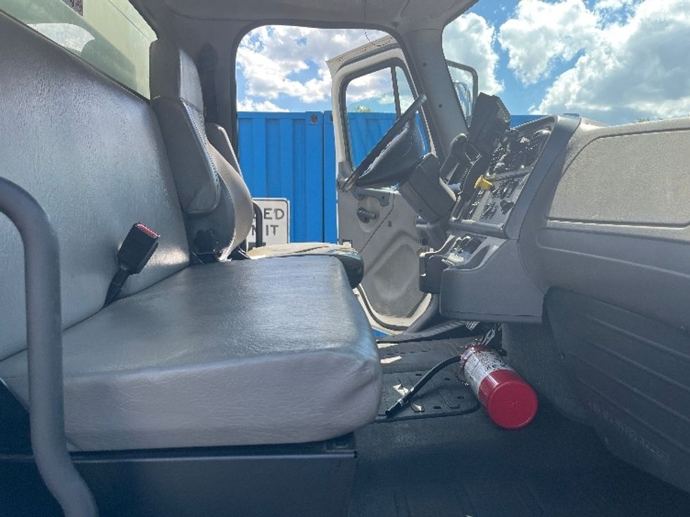 Medium Duty Box Truck-Light and Medium Duty Trucks-Freightliner-2019-M2-Capitol Heights-MD-199,839\n\t\tmiles-$ 46,500 - Image 22