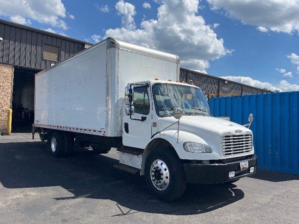 Medium Duty Box Truck-Light and Medium Duty Trucks-Freightliner-2019-M2-Capitol Heights-MD-199,839\n\t\tmiles-$ 46,500 - Image 3