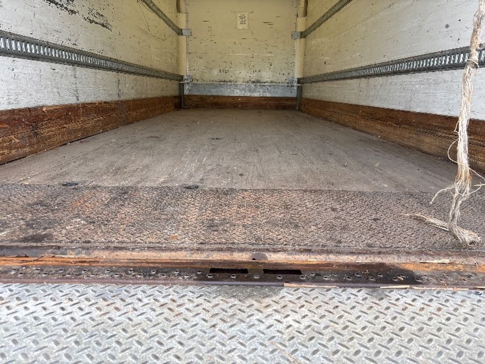 Medium Duty Box Truck-Light and Medium Duty Trucks-Freightliner-2019-M2-Capitol Heights-MD-227,575\n\t\tmiles-$ 39,500 - Image 10
