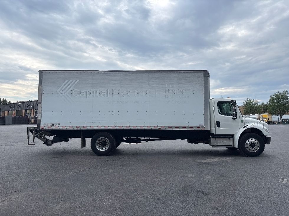 Medium Duty Box Truck-Light and Medium Duty Trucks-Freightliner-2019-M2-Capitol Heights-MD-227,575\n\t\tmiles-$ 39,500 - Image 15