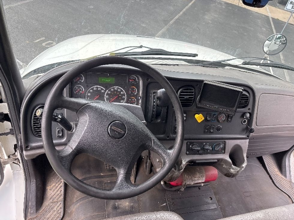 Medium Duty Box Truck-Light and Medium Duty Trucks-Freightliner-2019-M2-Capitol Heights-MD-227,575\n\t\tmiles-$ 39,500 - Image 18
