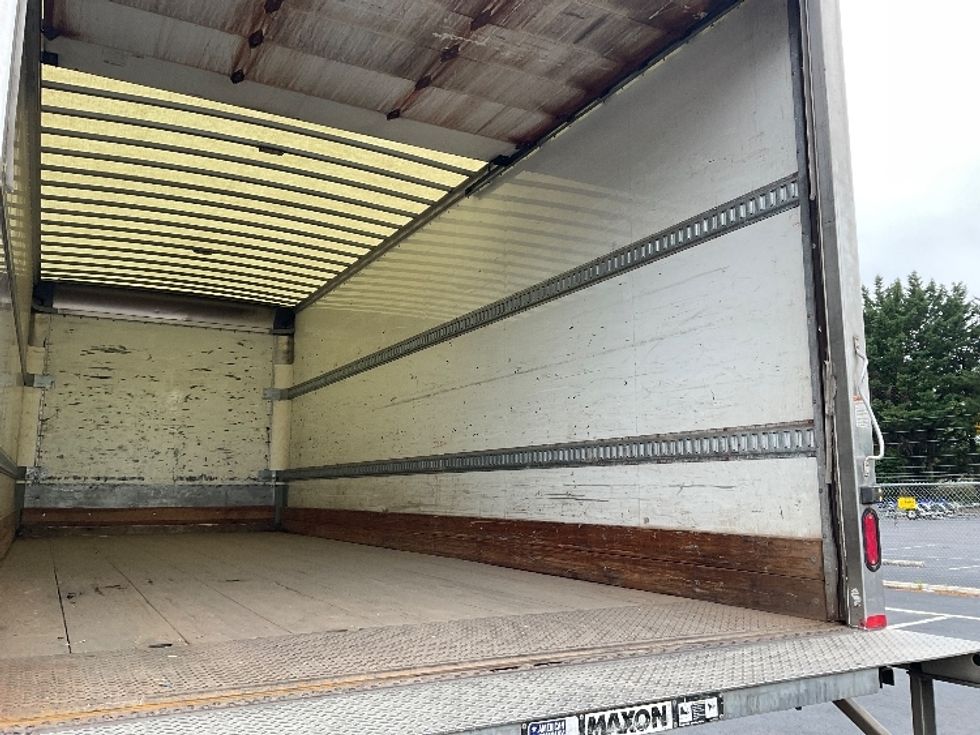 Medium Duty Box Truck-Light and Medium Duty Trucks-Freightliner-2019-M2-Capitol Heights-MD-230,892\n\t\tmiles-$ 41,500 - Image 11