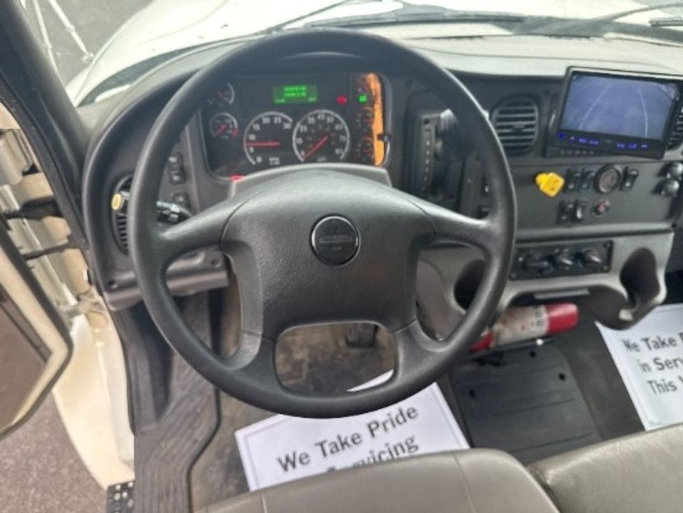 Medium Duty Box Truck-Light and Medium Duty Trucks-Freightliner-2019-M2-Capitol Heights-MD-230,892\n\t\tmiles-$ 41,500 - Image 17