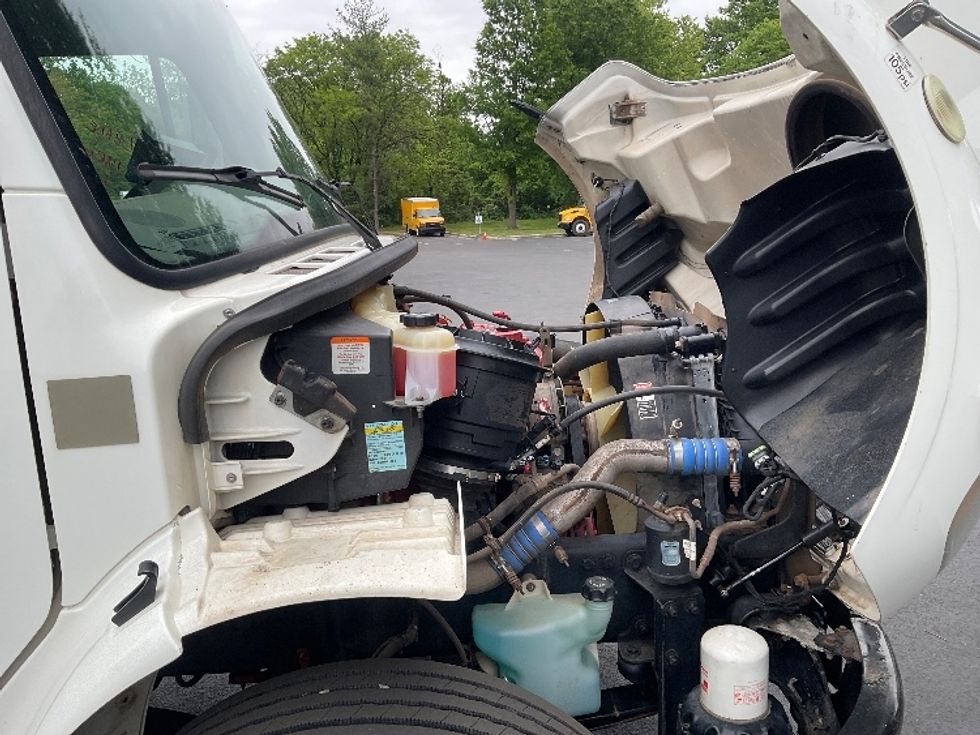 Medium Duty Box Truck-Light and Medium Duty Trucks-Freightliner-2019-M2-Capitol Heights-MD-230,892\n\t\tmiles-$ 41,500 - Image 24