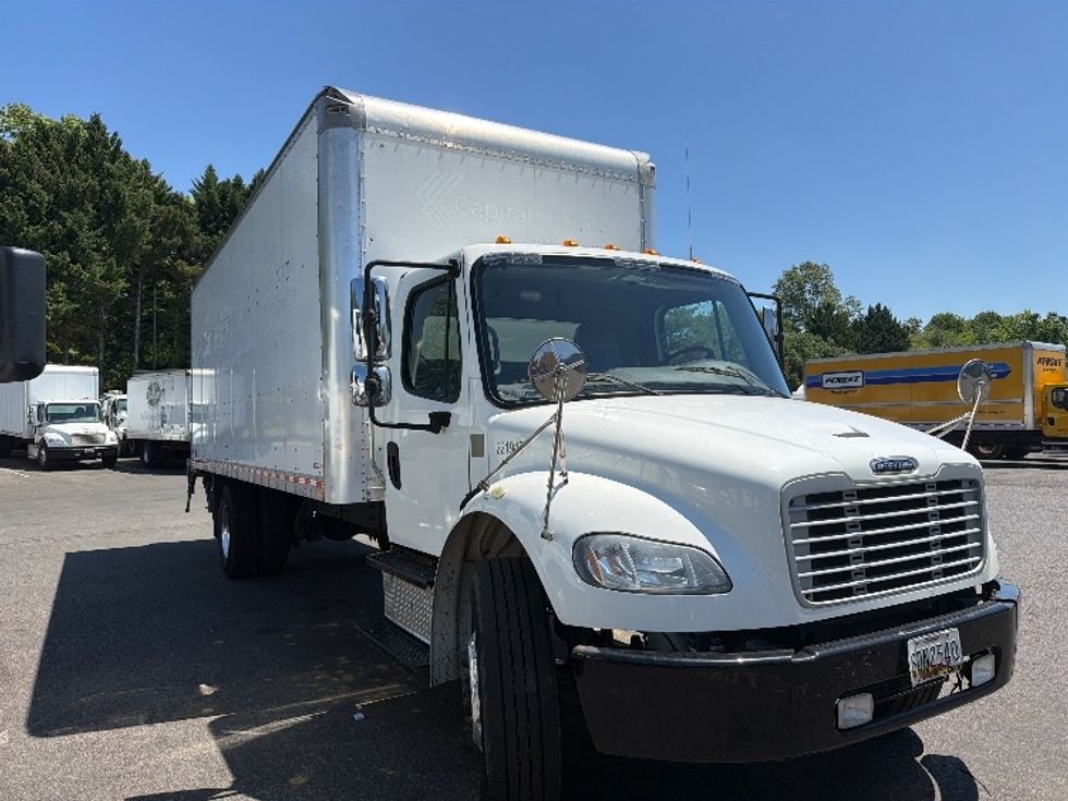 Medium Duty Box Truck-Light and Medium Duty Trucks-Freightliner-2019-M2-Capitol Heights-MD-230,892\n\t\tmiles-$ 41,500 - Image 3