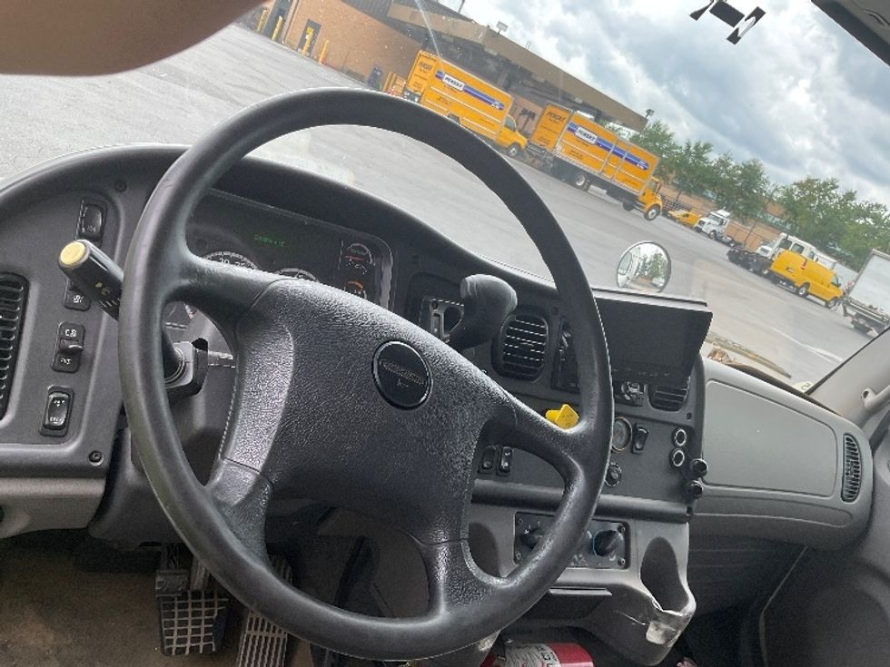 Medium Duty Box Truck-Light and Medium Duty Trucks-Freightliner-2019-M2-Capitol Heights-MD-231,853\n\t\tmiles-$ 38,000 - Image 17