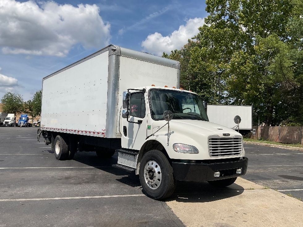 Medium Duty Box Truck-Light and Medium Duty Trucks-Freightliner-2019-M2-Capitol Heights-MD-233,048\n\t\tmiles-$ 38,000 - Image 1