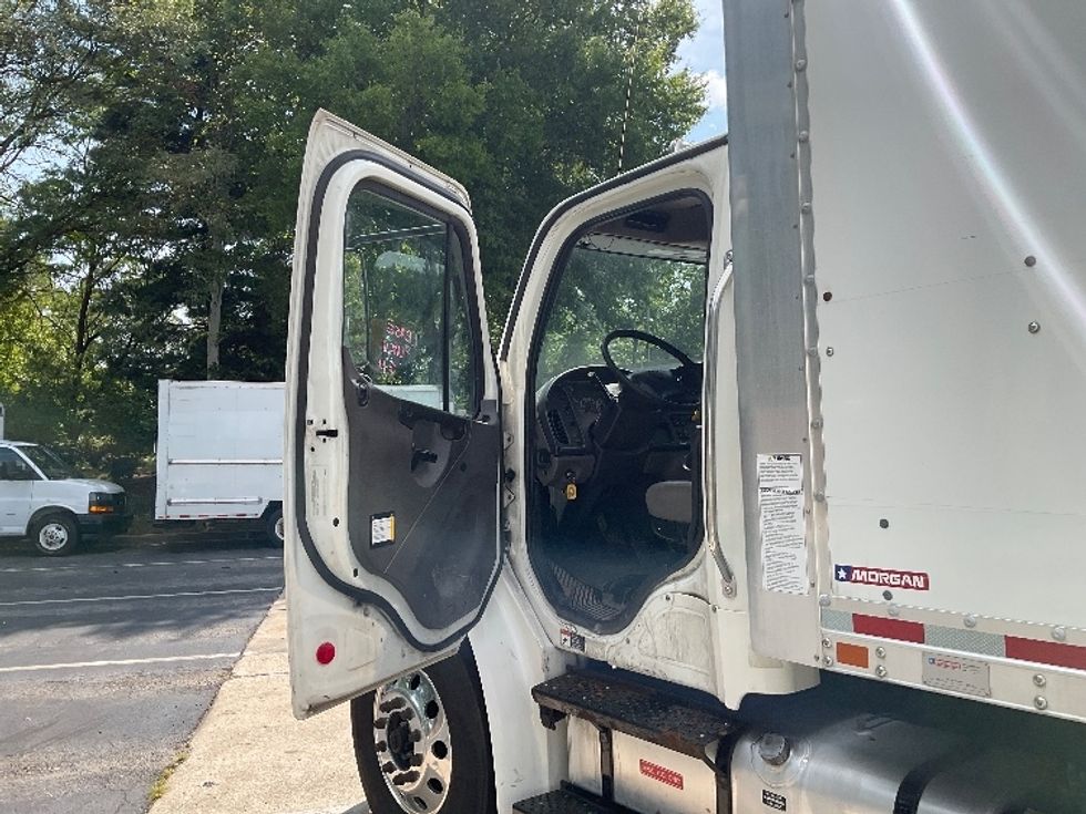 Medium Duty Box Truck-Light and Medium Duty Trucks-Freightliner-2019-M2-Capitol Heights-MD-233,048\n\t\tmiles-$ 38,000 - Image 16