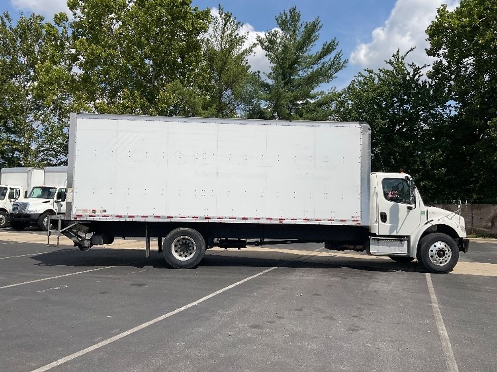 Medium Duty Box Truck-Light and Medium Duty Trucks-Freightliner-2019-M2-Capitol Heights-MD-233,048\n\t\tmiles-$ 38,000 - Image 15
