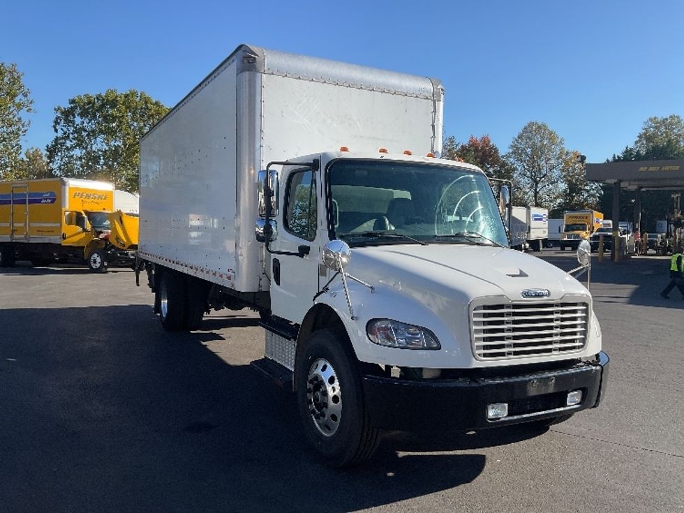 Medium Duty Box Truck-Light and Medium Duty Trucks-Freightliner-2019-M2-Capitol Heights-MD-237,167\n\t\tmiles-$ 41,500 - Image 1