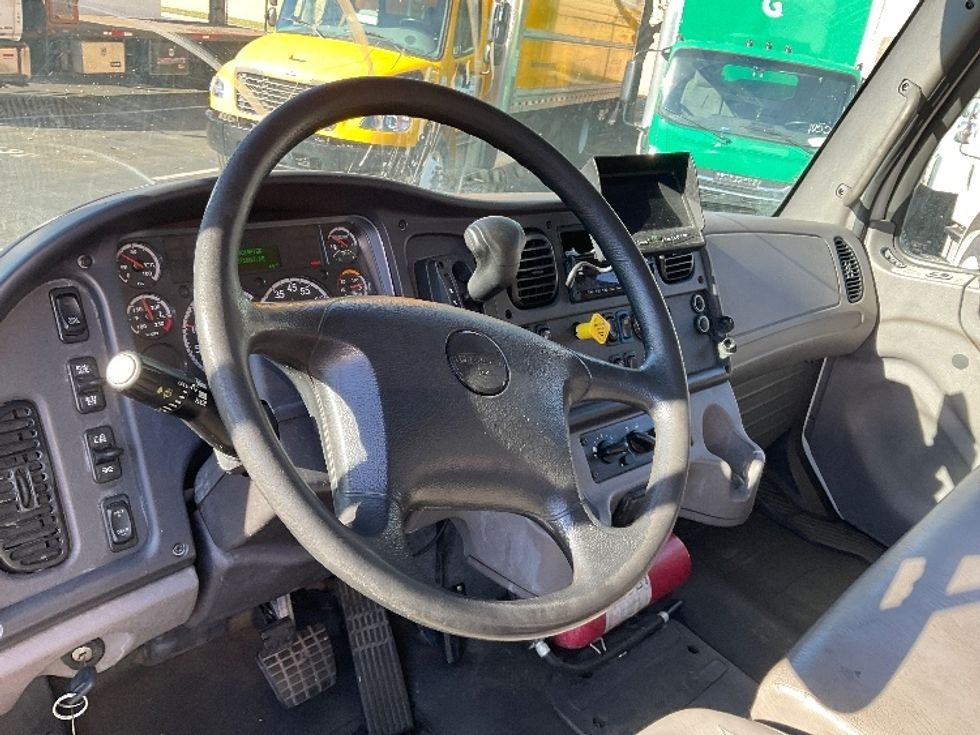 Medium Duty Box Truck-Light and Medium Duty Trucks-Freightliner-2019-M2-Capitol Heights-MD-237,167\n\t\tmiles-$ 41,500 - Image 18