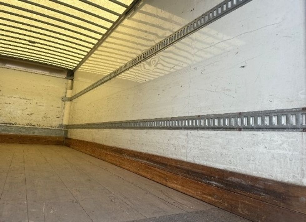 Medium Duty Box Truck-Light and Medium Duty Trucks-Freightliner-2019-M2-Capitol Heights-MD-243,885\n\t\tmiles-$ 39,500 - Image 11