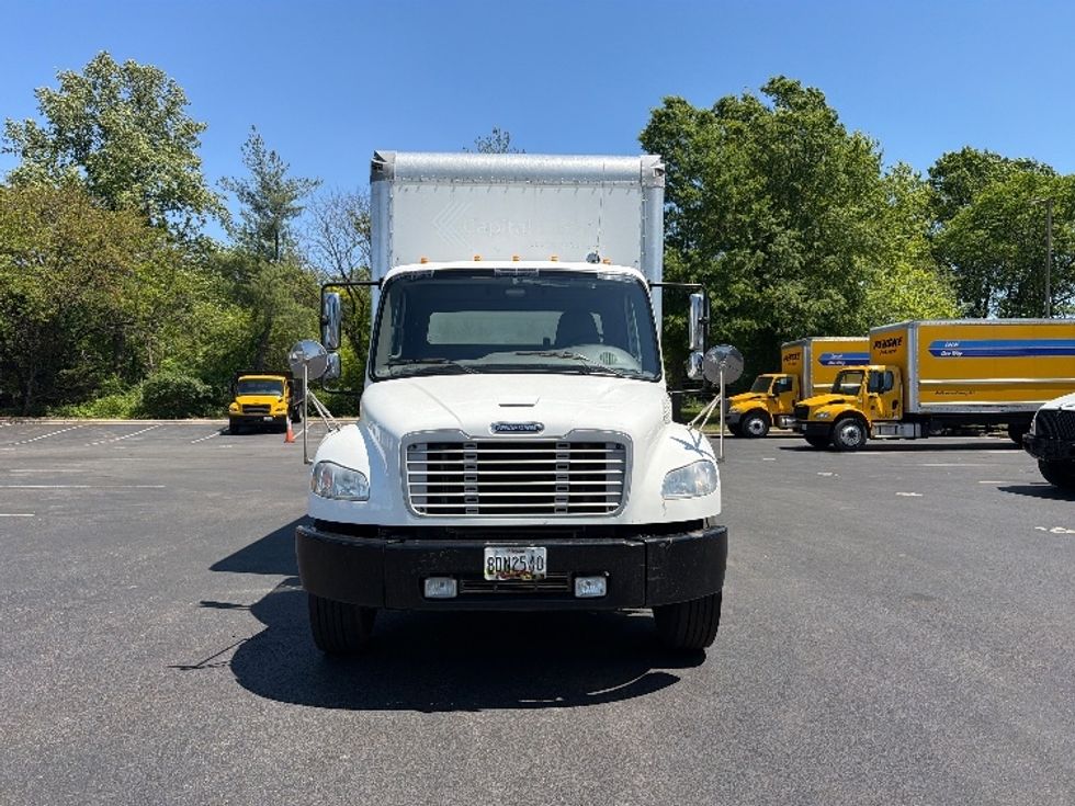 Medium Duty Box Truck-Light and Medium Duty Trucks-Freightliner-2019-M2-Capitol Heights-MD-243,885\n\t\tmiles-$ 39,500 - Image 2
