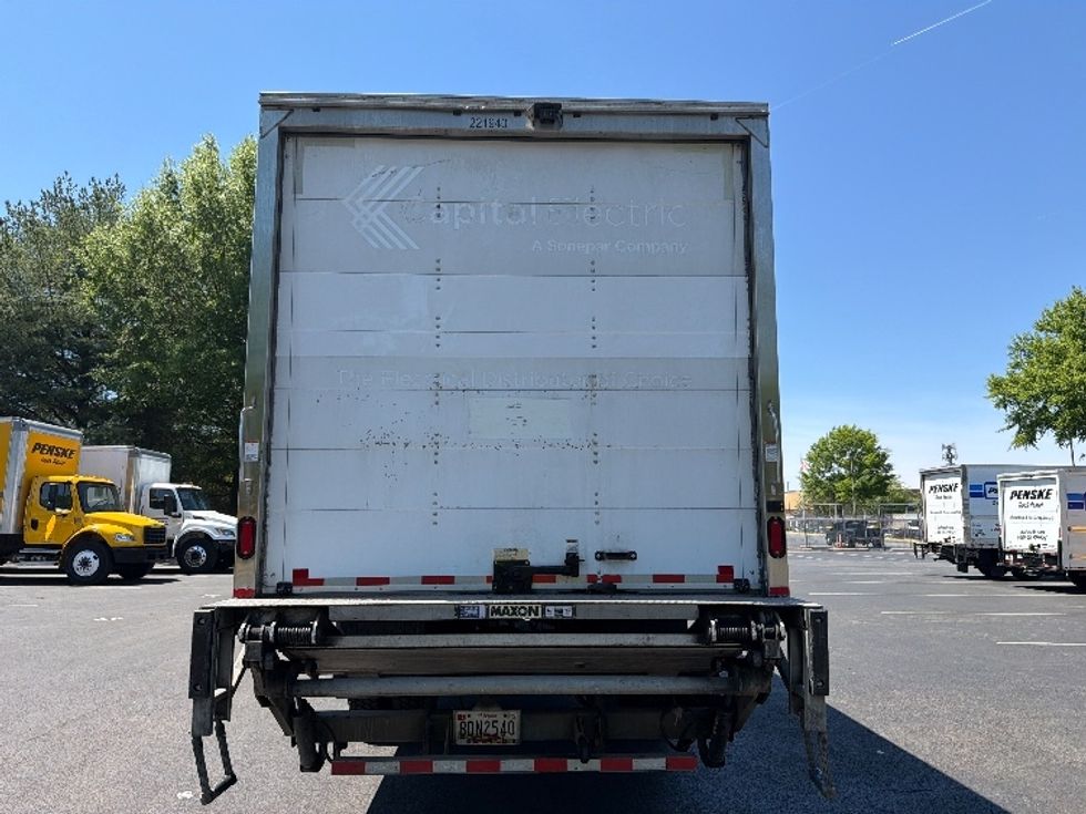 Medium Duty Box Truck-Light and Medium Duty Trucks-Freightliner-2019-M2-Capitol Heights-MD-243,885\n\t\tmiles-$ 39,500 - Image 7