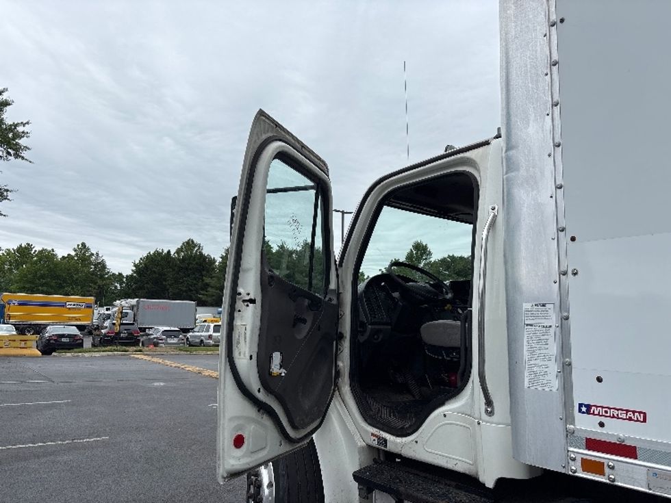 Medium Duty Box Truck-Light and Medium Duty Trucks-Freightliner-2019-M2-Capitol Heights-MD-244,931\n\t\tmiles-$ 36,000 - Image 13