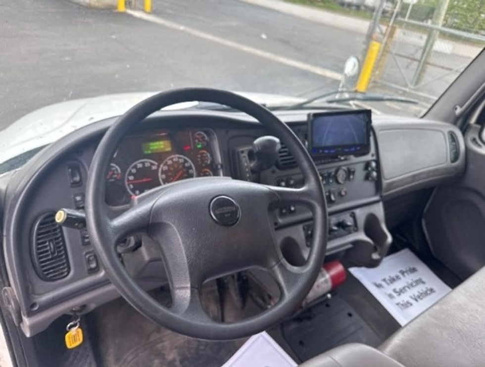 Medium Duty Box Truck-Light and Medium Duty Trucks-Freightliner-2019-M2-Capitol Heights-MD-244,931\n\t\tmiles-$ 36,000 - Image 17