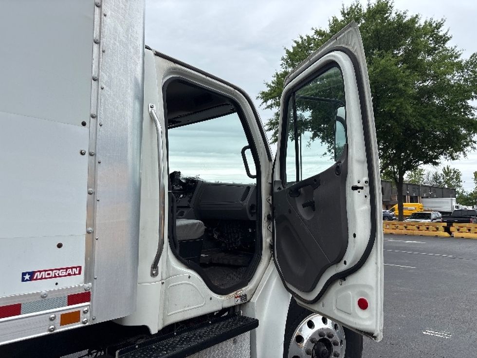 Medium Duty Box Truck-Light and Medium Duty Trucks-Freightliner-2019-M2-Capitol Heights-MD-244,931\n\t\tmiles-$ 36,000 - Image 20