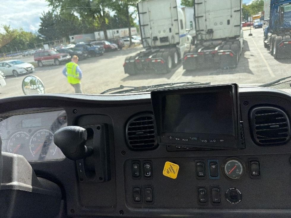 Medium Duty Box Truck-Light and Medium Duty Trucks-Freightliner-2019-M2-Capitol Heights-MD-247,792\n\t\tmiles-$ 34,500 - Image 18